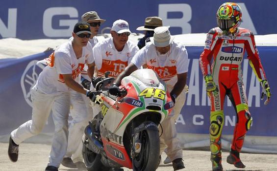 Valentino Rossi Minta Maaf pada Fans Ducati
