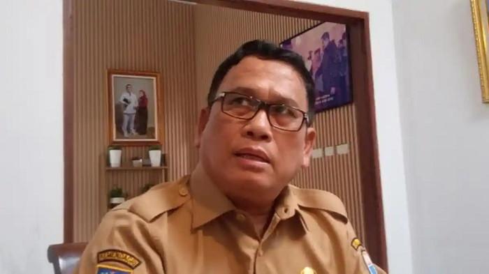 SAKIT HATI - Wakil Bupati Lebak, Amir Hamzah, mengaku kecewa dan sakit hati terhadap Bupati Lebak Hasbi Jayabaya yang menyebut dirinya sebagai mantan narapidana di tengah acara halal bihalal bersama ratusan ASN di Pendopo Bupati Lebak, Provinsi Banten, Senin (30/3/2026).