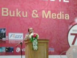 Wali Kota Makassar Buka Kompas Gramedia Fair 2012