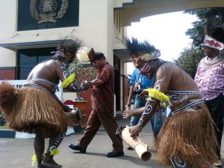Polri Perpanjang Penahanan Susno harus Datangi LPSK