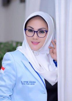 Bintang Sinetron Ade fitrie Kirana Maju Sebagai Caleg, Ini Janjinya Kalau Terpilih