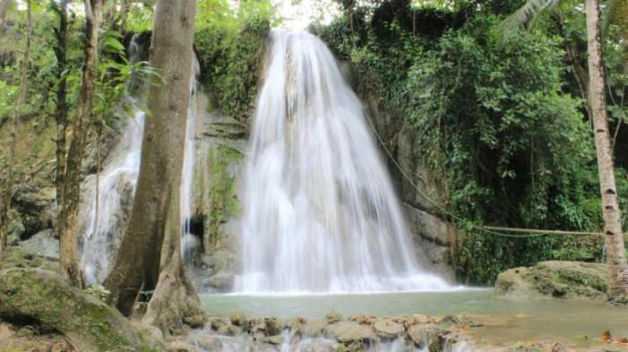 air terjun randusari bantul