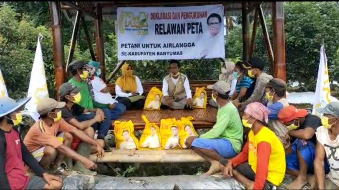 Bantu Masyarakat Terdampak Pandemi, Airlangga Hartarto Bagikan 7.000 Paket Sembako di Jawa Tengah