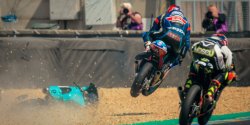 Alat Vital Pebalap Ini Jadi Korban Usai Kecelakaan di Moto3 GP Prancis