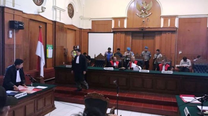 Ditahan di Mako Brimob, Sidang Alfian Tanjung di PN Surabaya Ditunda