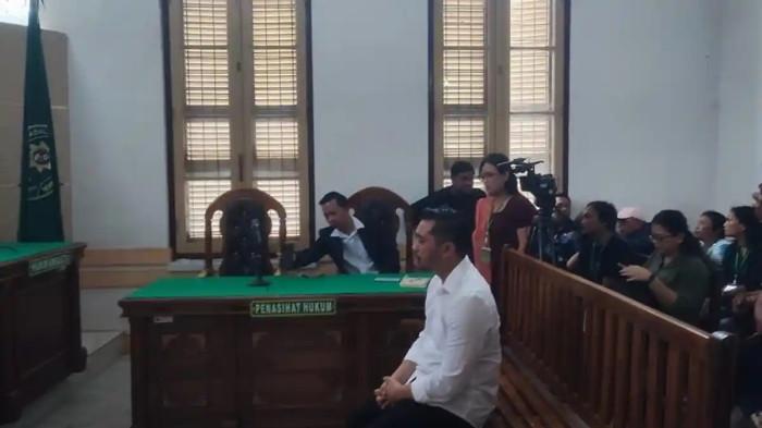 amsal sitepu saat sidang vonis rabu 1 april 2026
