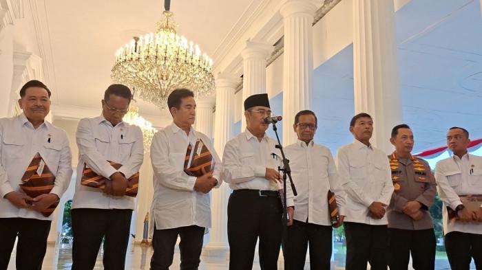 REFORMASI POLRI - Para anggota Komisi Percepatan Reformasi Polri (KPRP) usai menyerahkan laporan akhir kepada Presiden Prabowo Subianto di Istana Merdeka, Jakarta, Selasa (5/5/2026). Laporan tersebut memuat enam usulan reformasi Polri, termasuk penguatan Kompolnas dan revisi Undang-Undang Kepolisian.