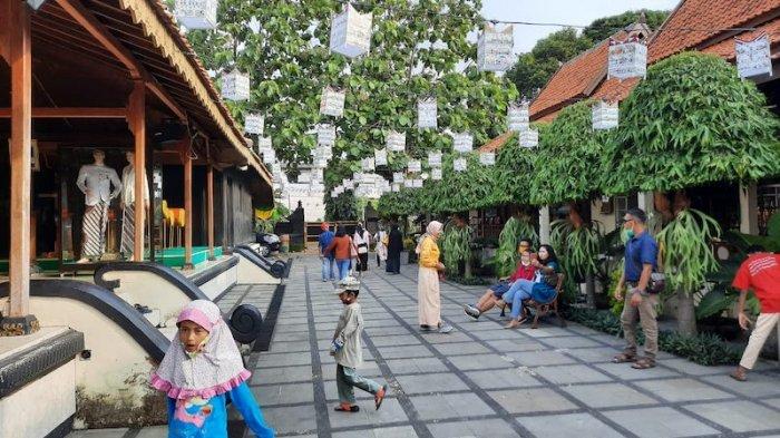 Anjungan Daerah di TMII Jadi Tempat Berkumpul Masyarakat Perantauan