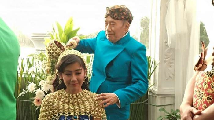 Ardina Rasti Sakit Kepala Seusai Prosesi Siraman