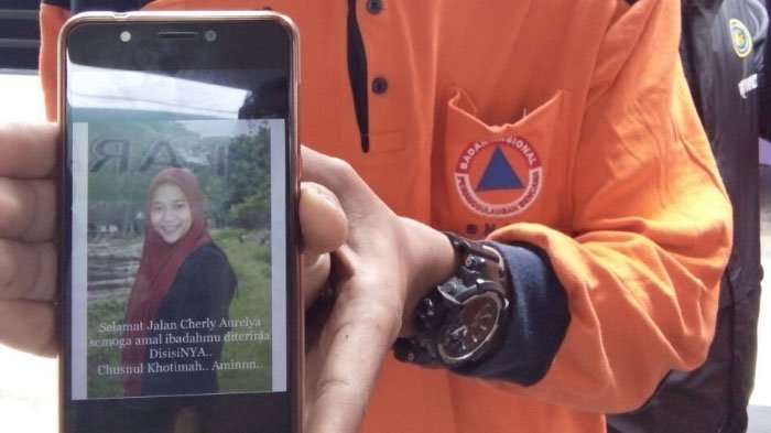 Atlet Paralayang Tewas Terjatuh dari Ketinggian 100 Meter di Gunung Banyak