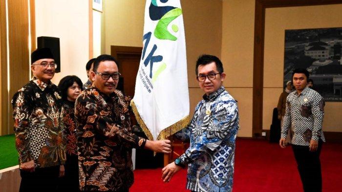 Pengurus Inaki Kukuhkan Pengurus INAKI, Ini Arahan Kepala LAN Muhammad Taufiq ...