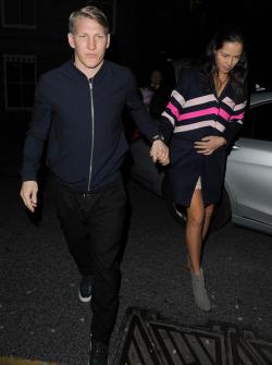 Ana Ivanovic Diisukan Bertunangan dengan Schweinsteiger