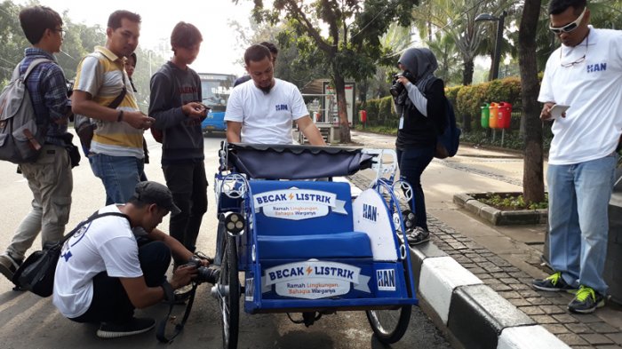 Ini Dia Prototipe Becak Listrik Sumbangan Hanafi Rais