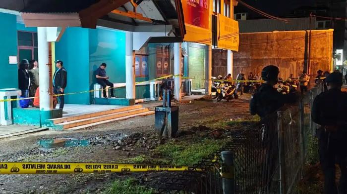benda misterius bom pesawat di ambon 2