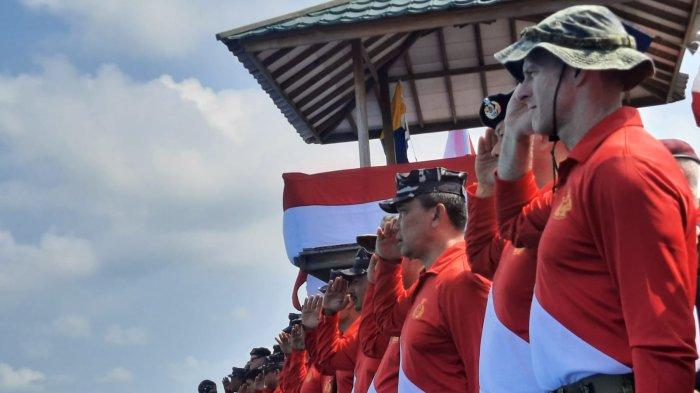 Kibarkan Bendera Merah Putih di Bawah Laut, KSAL Yudo Margono: Komitmen Sejak Awal