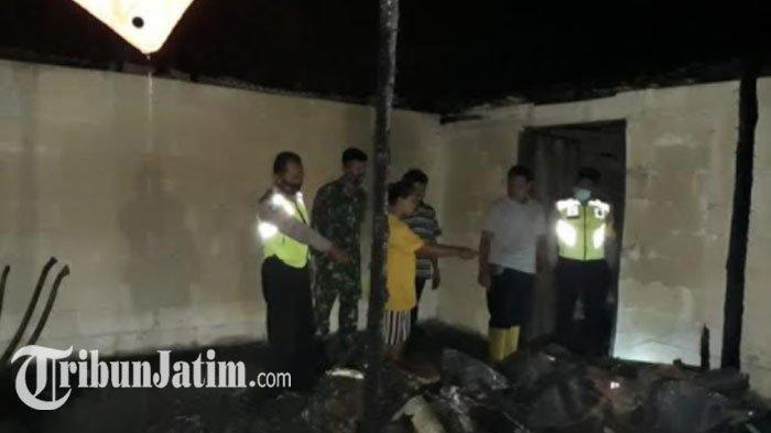 Letakkan Lilin di Atas Kuburan Ari-ari Bayi, Sebuah Bengkel Sepeda Motor Hangus Terbakar