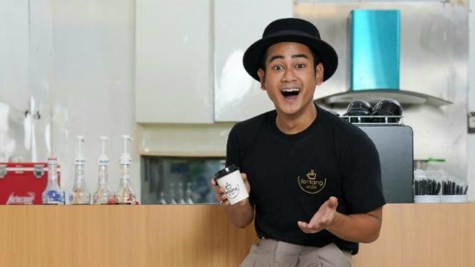 Dwi Andhika Sempat Drop, Alami Gejala Tipes Tapi Kaki Bengkak hingga Harus Operasi