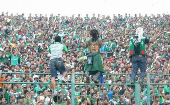 Bonek Dilarang Datang ke Semarang