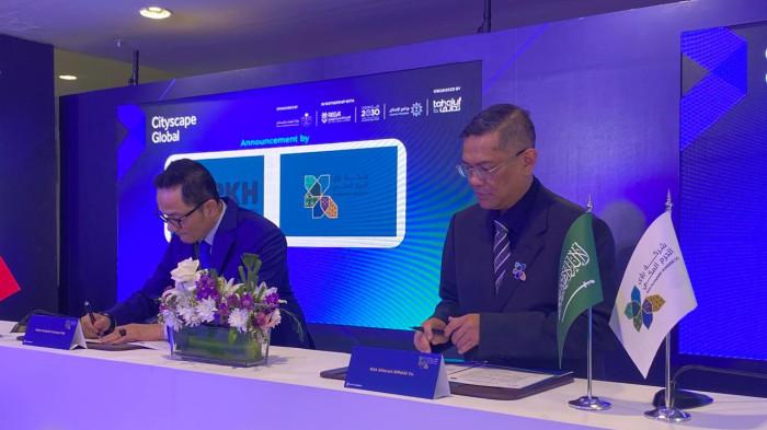 PENGEMBANGAN  MASJIDIL HARAM - BPKH menandatangani dua nota kesepahaman dengan RUA AlHaram AlMakki Company, pada ajang Cityscape Global 2025 di Riyadh, Arab Saudi. (HO/BPKH)
