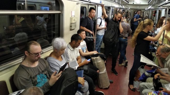 Kagum Budaya Baca Orang Rusia