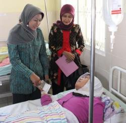 Bupati Brebes Jamin Perawatan Gratis Bagi TKW Nok Ayu