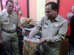 Bupati Akan Bantu Promosi Oleh-Oleh Khas Nunukan