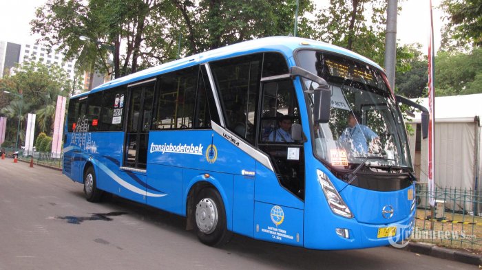 Teshikli ichki kiyim porno fotosuratlar