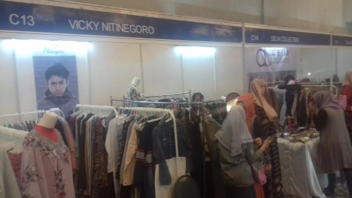 Butik Artis Meriahkan Indonesia Moslem Fashion Expo 2016