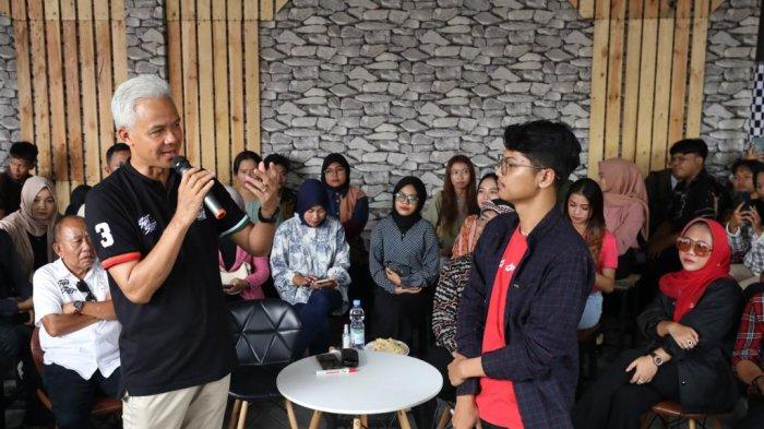 Tampilan Ganjar Pranowo Curi Perhatian dengan Polo Sat Set Redme pada Tiga Event Berturut-turut