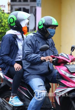 Dilarang Bawa Penumpang, Ojol Ancam Demo Besar-besaran di Depan Istana