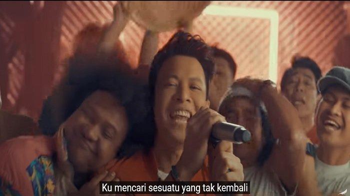 Chord Gitar Di Atas Normal - NOAH, Kunci Gitar dari Am, Lirik: Pikiranku Tak Dapat Ku Mengerti