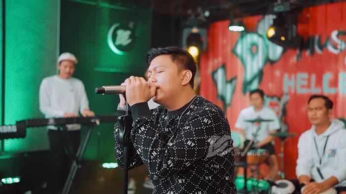 Chord Gitar Titeni Lan Enteni - Denny Caknan, dari Kunci C: Gematine Koyo Aku Isih Kerep Dilarani