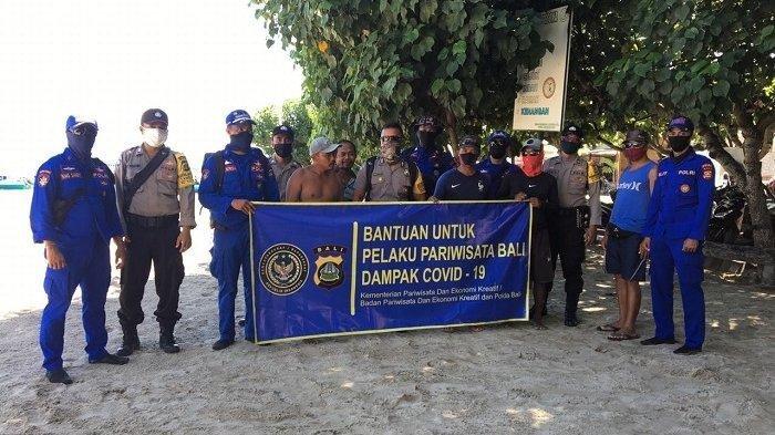Masyarakat Terluar Pulau Bali yang Terdampak Covid-19 Dapat Bantuan Sembako