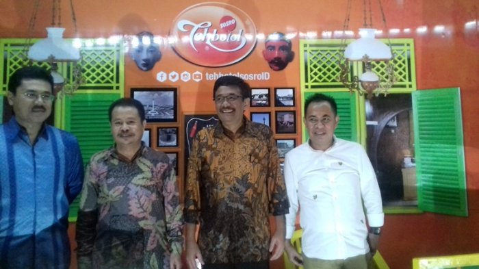 Resmikan Pujasera Blok S, Djarot: Bakso, Somay, Es Podengnya Enak Banget