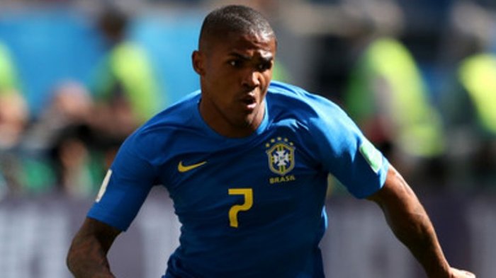 Timnas Brasil Terancam Kehilangan Douglas Costa