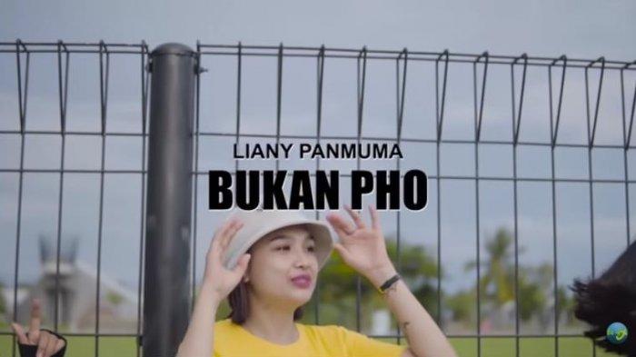 Download MP3 Lagu TikTok Bukan PHO - Liany Panmuma feat Aldo Bz: De yang Gatal Gatal Sa