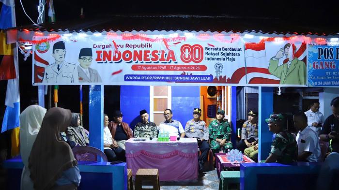 BNPP RI Optimalisasi Siskamling di Pontianak untuk Ciptakan Lingkungan Aman dan Kondusif