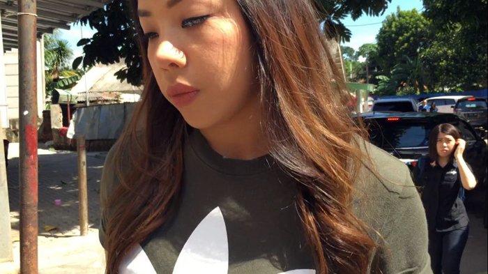 Deisti dan Dwina Michaela Kunjungi Setya Novanto di Rutan KPK