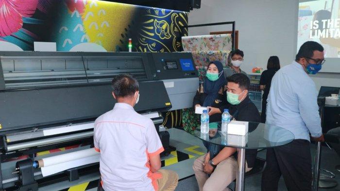 Intip Teknologi SureColor F10030, Printer Tekstil Terbaru untuk Skala Pabrik dan UMKM dari Epson