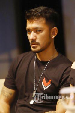 Yang Dilakukan Rio Dewanto di Hari Ulang Tahun Chicco Jerikho
