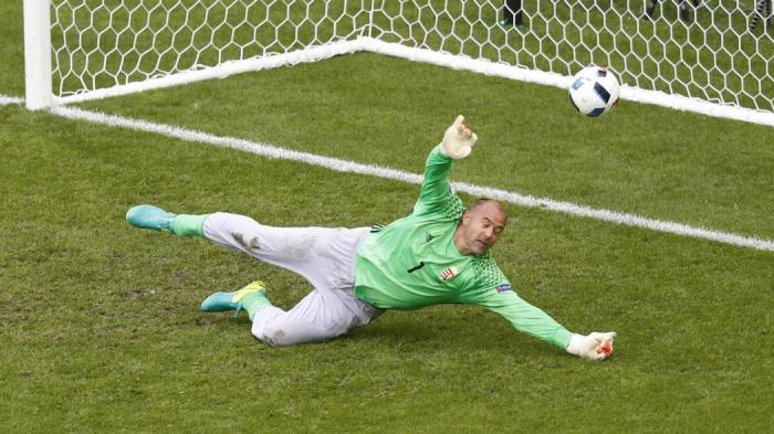 Gabor Kiraly Pensiun dari Timnas Hungaria