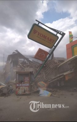 Warga Kampung Garogol Cianjur Mengungsi, Mereka Butuh Air Bersih, Toilet dan Makanan Balita