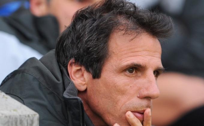 Zola Tetap Favoritkan Chelsea Juara Premier League