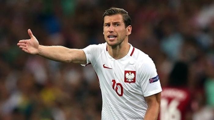 AS Roma Bakal Gaet Grzegorz Krychowiak
