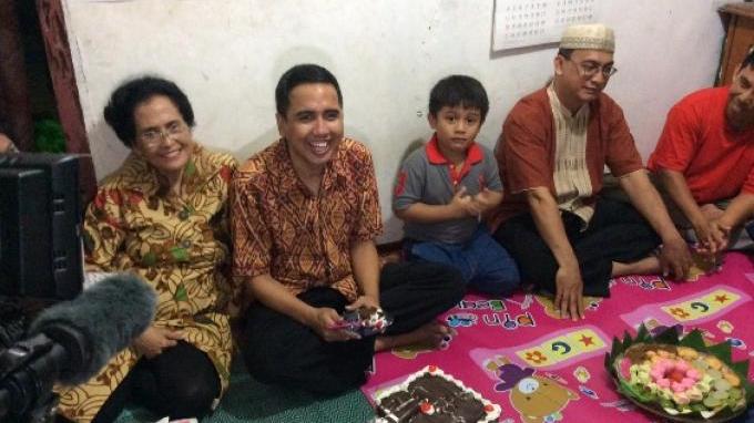 Anak Gugun Gondrong Tulis Sendiri Ucapan Ultah ke Ayahnya