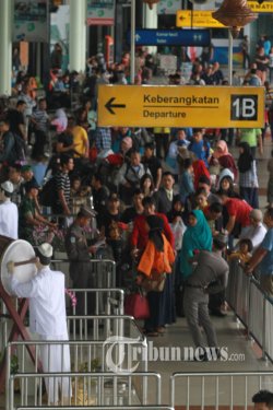 Puncak Pemudik di Soekarno Hatta Malam Ini