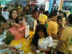 Indosat Berikan Harga Special Blackberry 8250 dan S Nexian