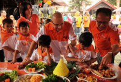 Melatih Anak agar Tidak Alergi Makanan