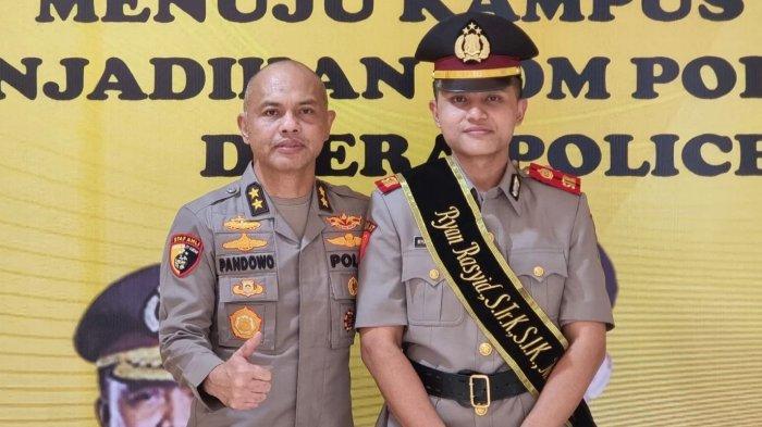 Irjen Hendro Pandowo dan anaknya yang juga anggota polisi, yakni Iptu. Ryan Kushervian Rasyid, S.Tr.K., S.IK., M.H., M.T., M.Sc.