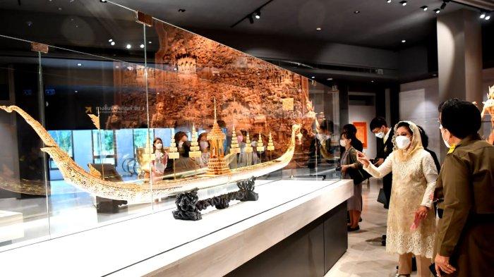 Iriana Jokowi Hadiri Program Acara Pendamping KTT APEC